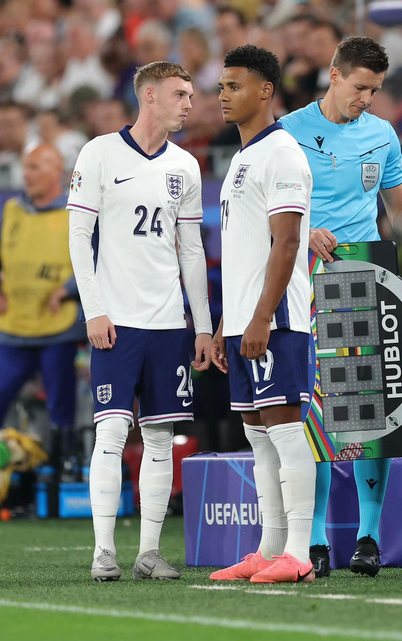 英格兰青年队远赴阿根廷,抗击国外球队的简单介绍 英格兰青年队远赴阿根廷,抗击国外球队的简单介绍