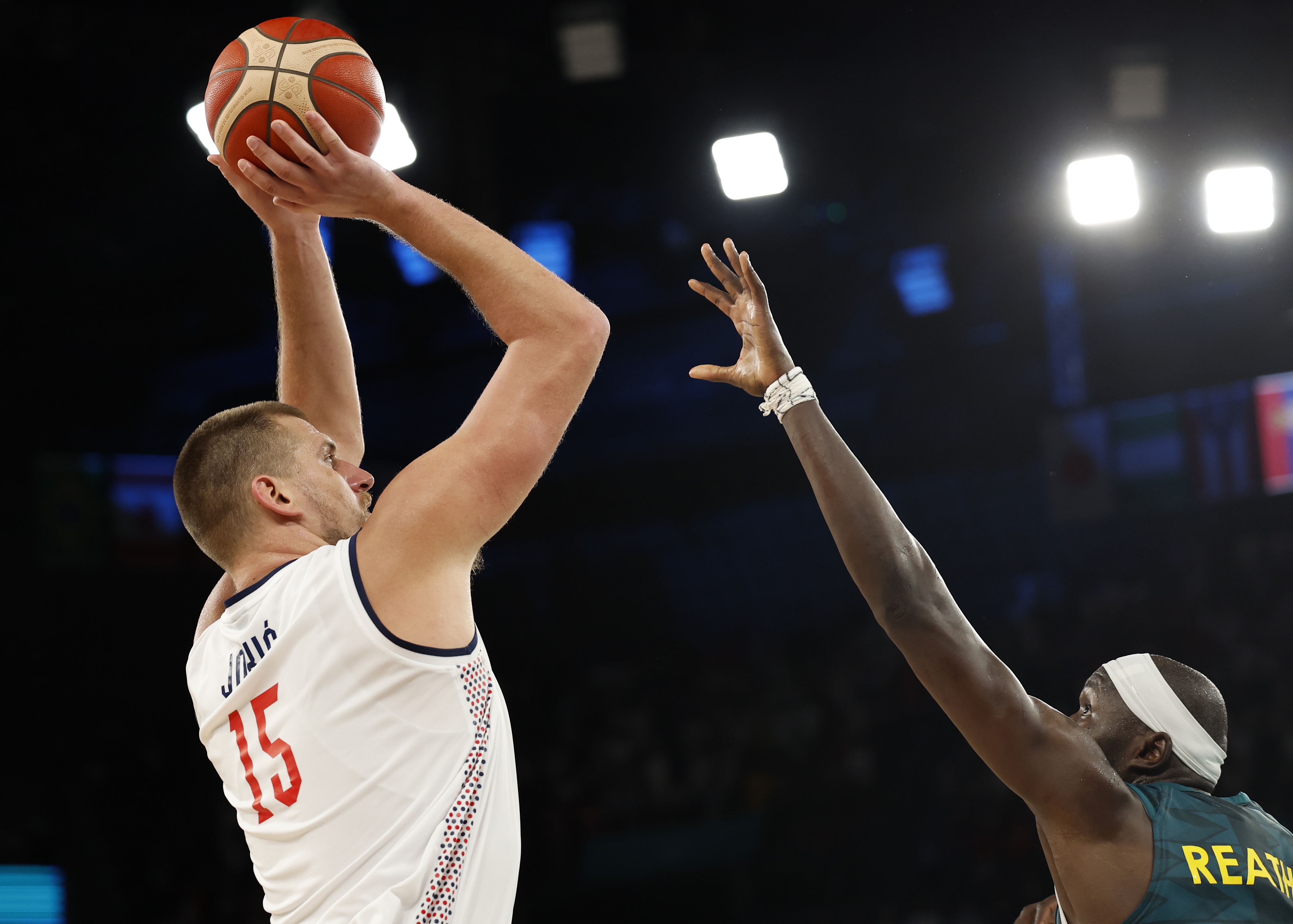 关于塞尔维亚主场大胜，晋级前景大为改善的信息