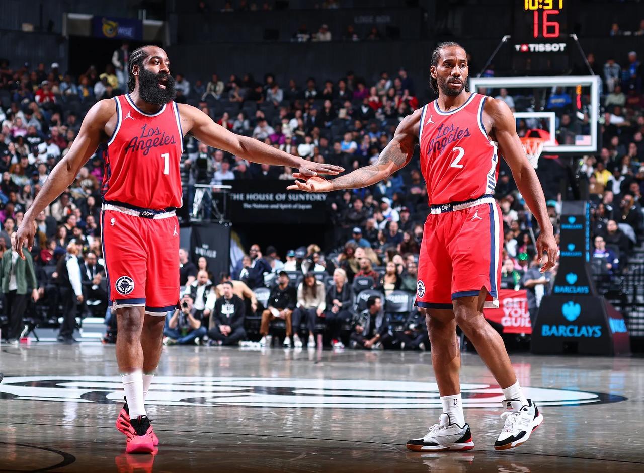 爱游戏体育直播-包含快船横扫篮网：莱昂纳德再砍50+，全队激情战胜的词条